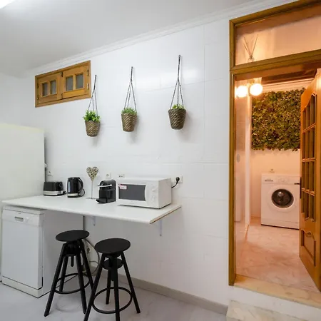 Central&cosy Apartment *